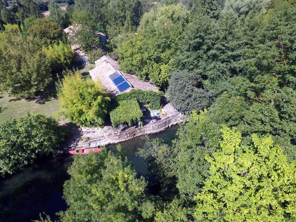 Maison Pres De L'Eau LʼIsle-sur-la-Sorgue Exteriör bild